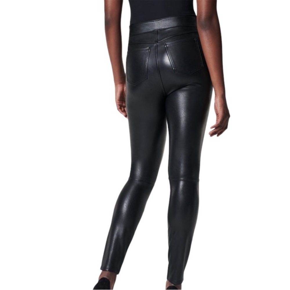 SPANX Glossy Black Leggings - Picture 4 of 14